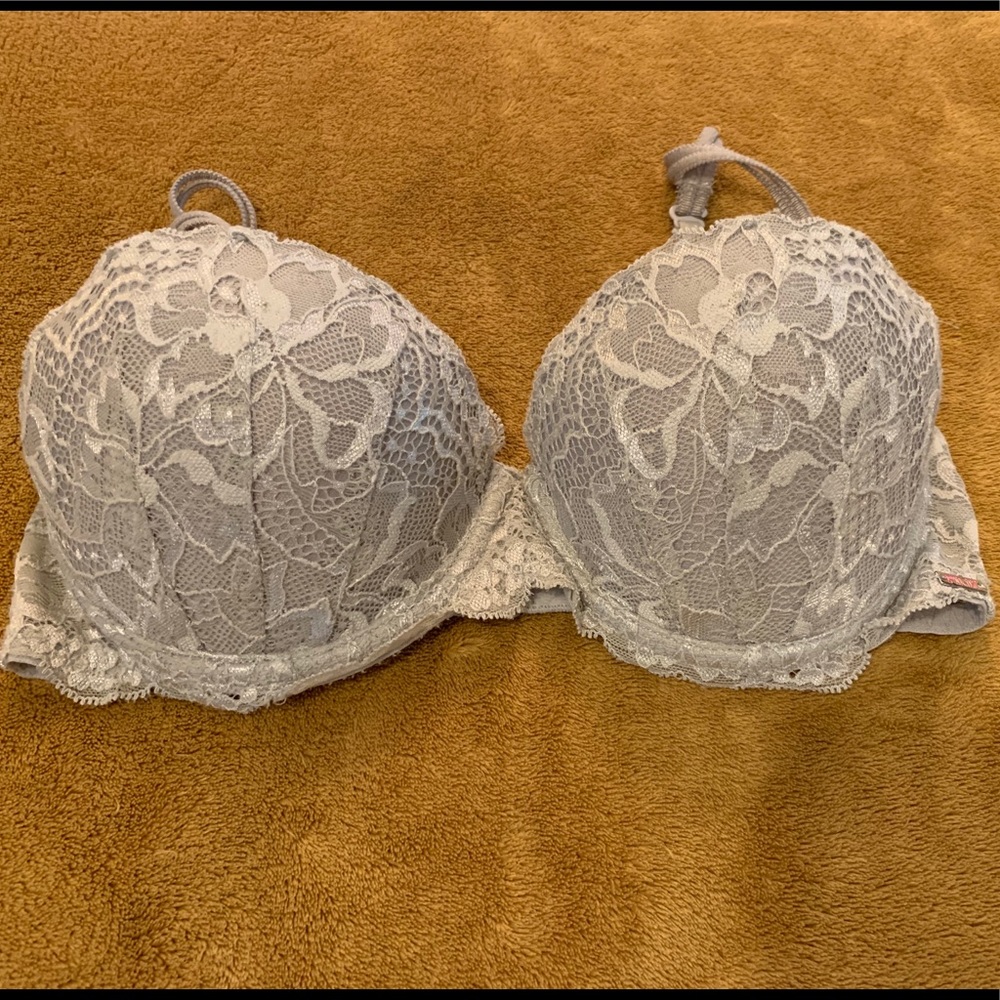 Victoria’s Secret Pink 32 C